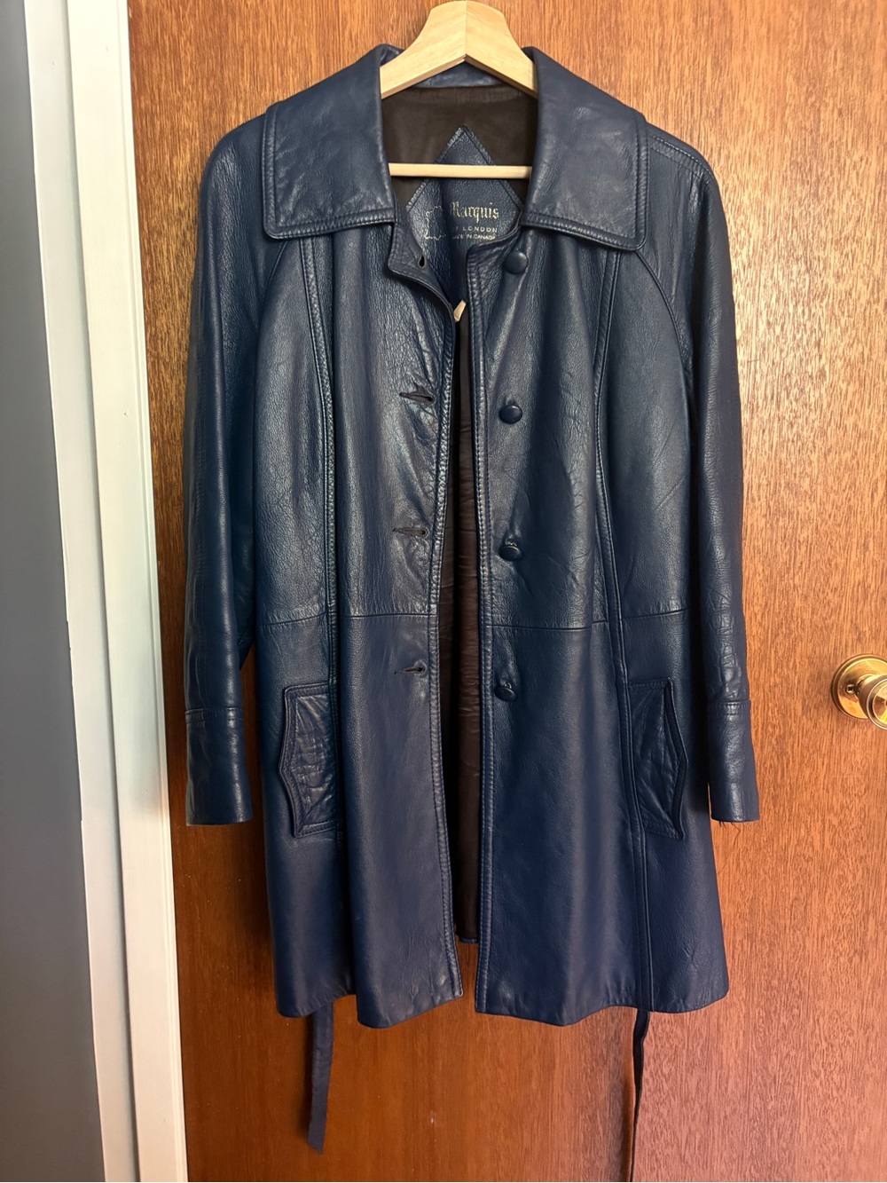 Vintage Women's S-M Navy Blue Leather Coat